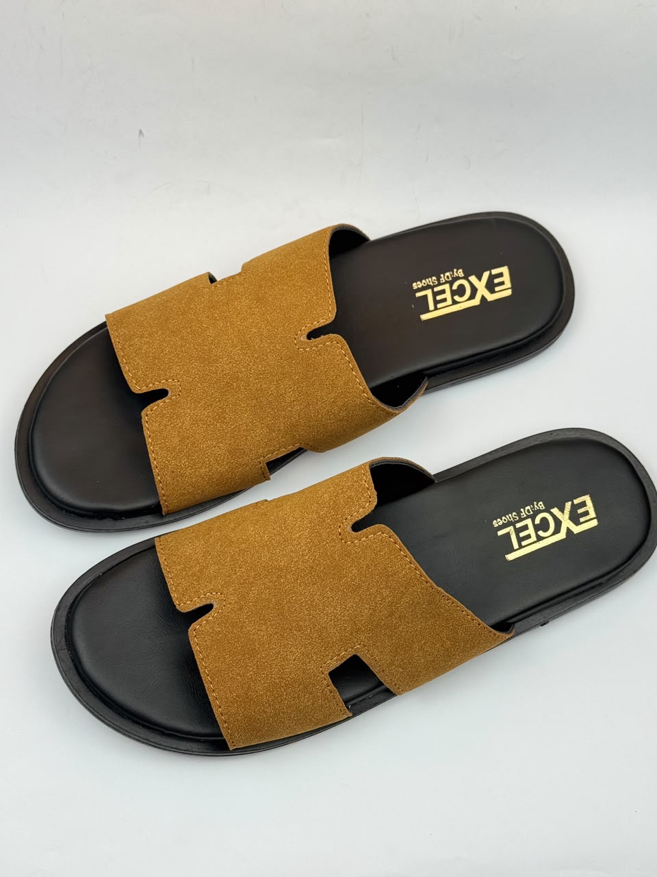 Outwear Premium Comfort Slippers – Mustard