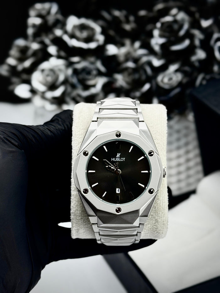 Hublot Diamond Cut Heavy Watch